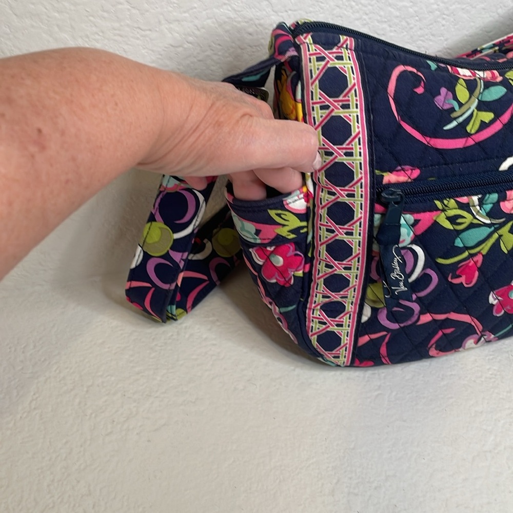 Vera Bradley Ribbons Navy Floral Crossbody Boho bag - Picture 5 of 11